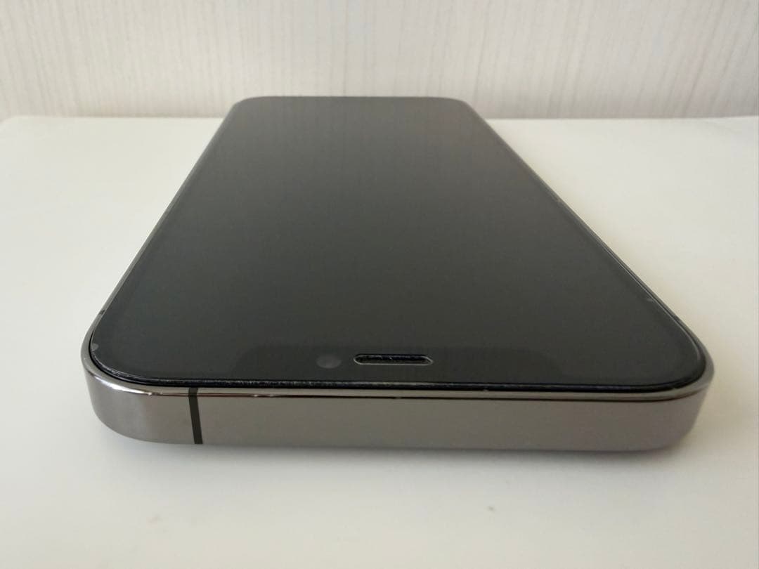 o*2様 iPhone 12 Pro 256GB グラファイト 純正90% +ア - メルカリ