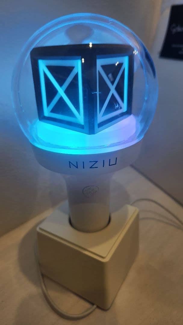 NIZIU ペンライト 2回ほど使用☆