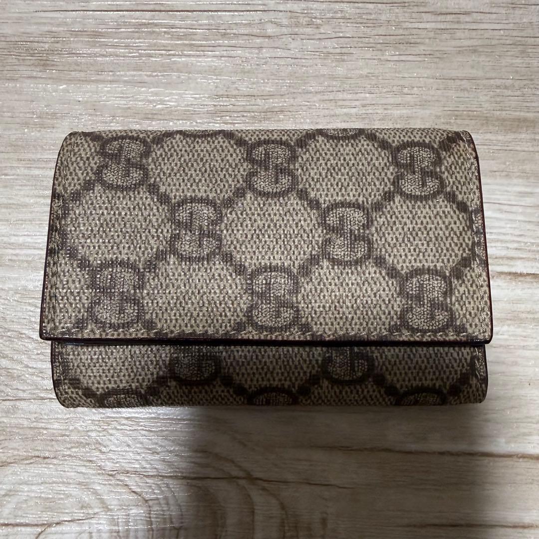 GUCCI GGパターン レザーキーケース - メルカリ