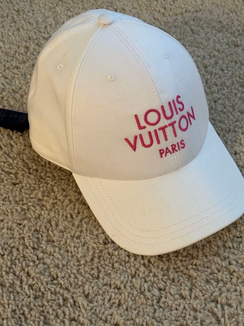 LOUIS VUITTON ルイヴィトン キャップ M7592L 白 ピンク - メルカリ
