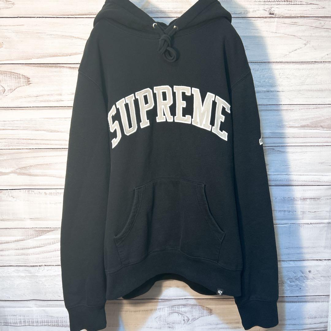 《希少》Supreme シュプリーム 刺繍ロゴ プルオーバーパーカー M