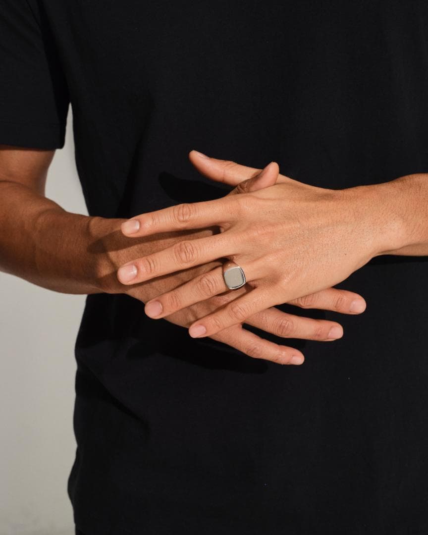 定価¥66,400、58】tomwood cushion polished - メルカリ