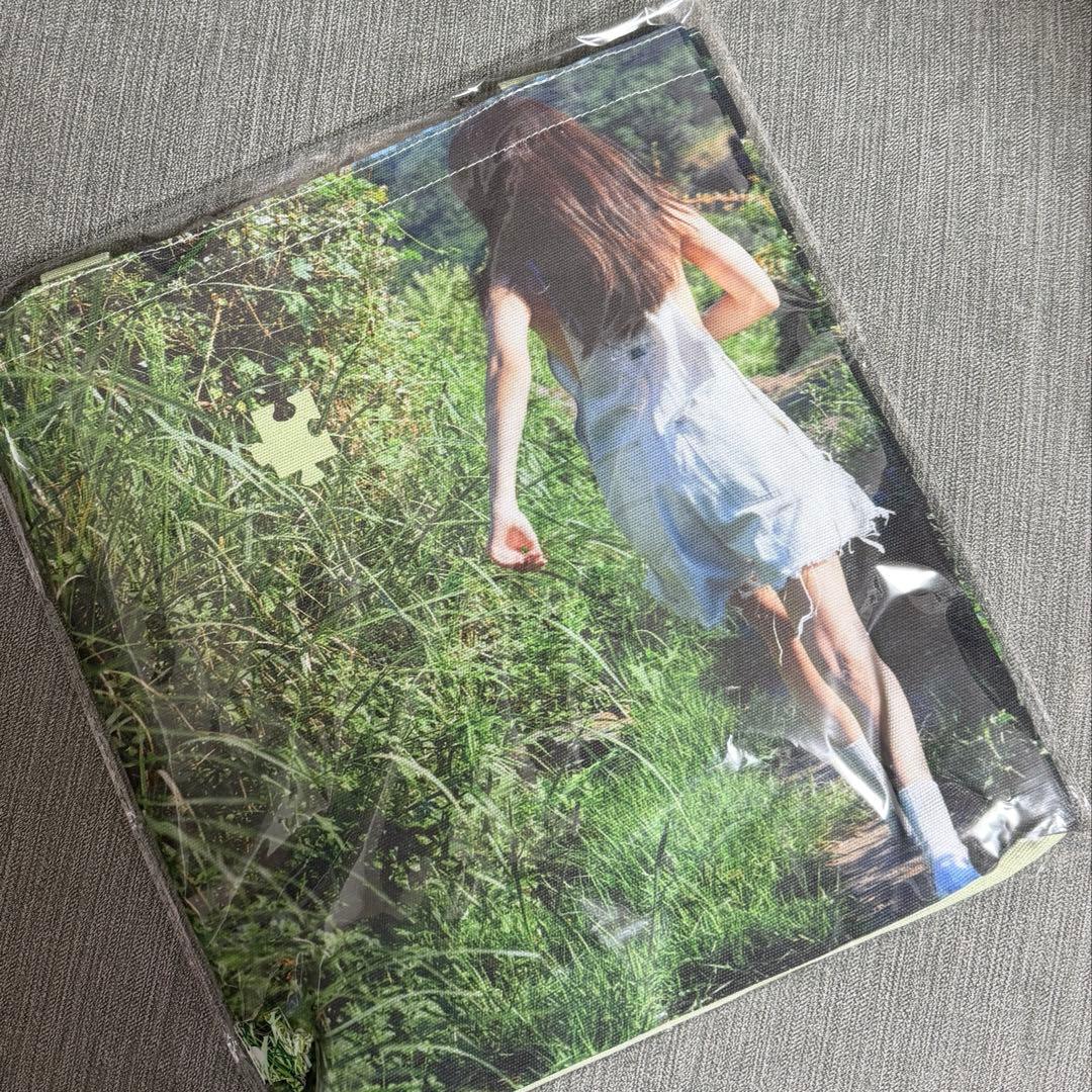 JENNIE 写真展 トートバッグ グリーン ジェニ BLACKPINK - メルカリ