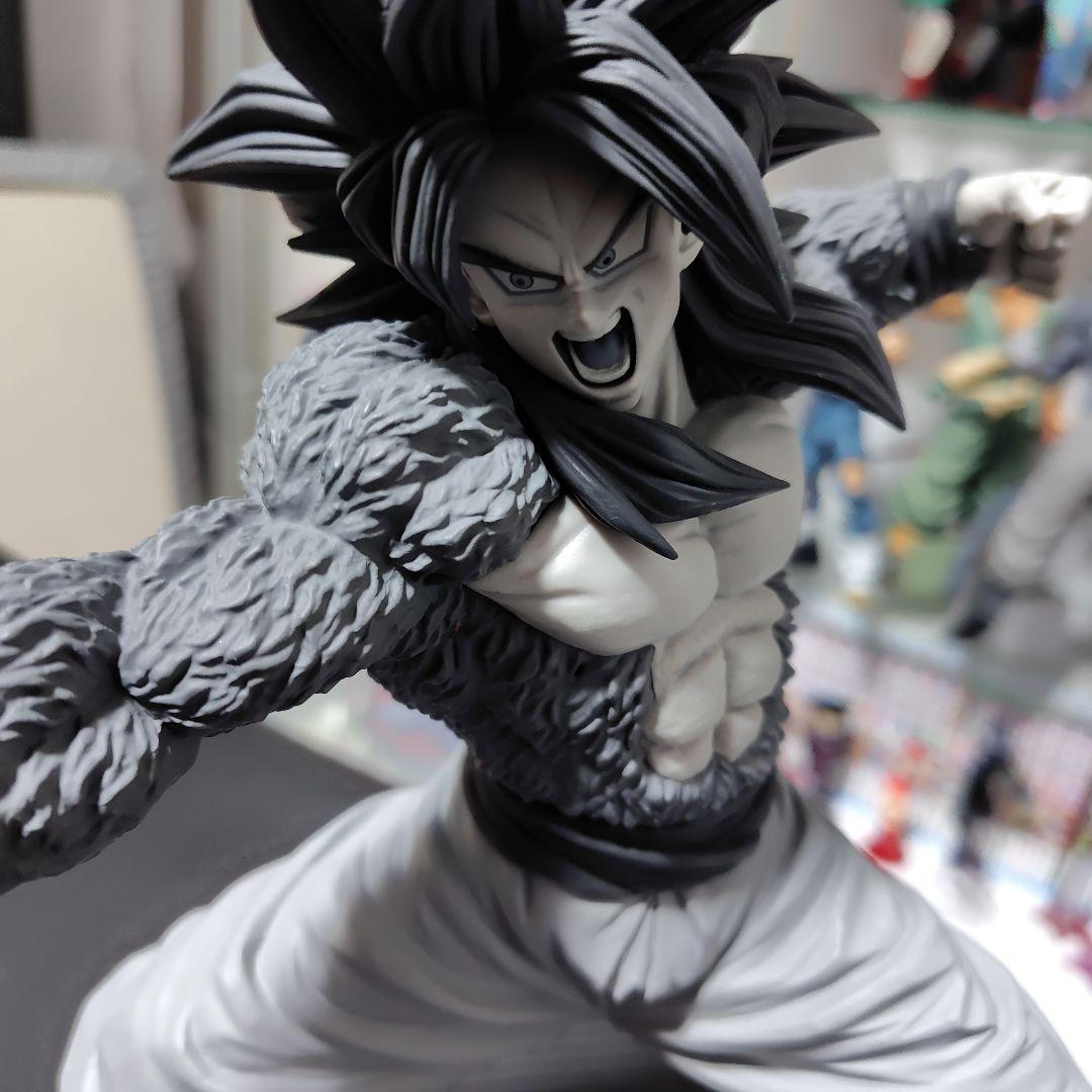 ドラゴンボ一ル SMSP C賞 超サイヤ人4 孫悟空 フィギュア - メルカリ