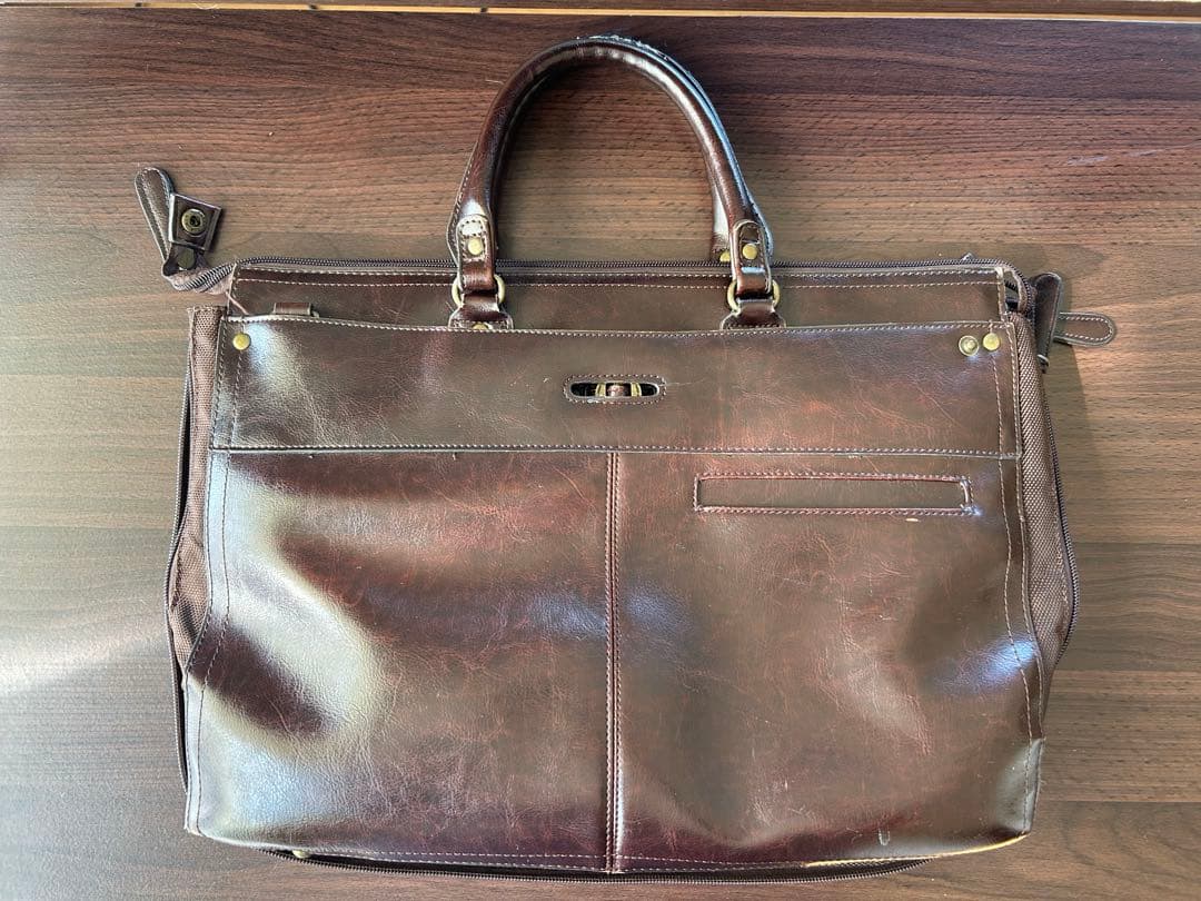 ダークブラウン レザー ビジネスバッグ オシャレデザイン - メルカリ