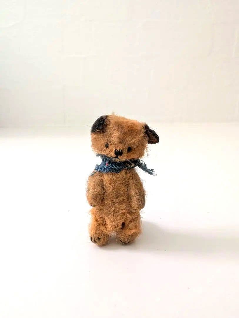 moriのえほん様　ミニチュア小さな犬　小さなぬいぐるみ 小さなぬいぐるみを作っている moriのえほんさんです。 ZOO展の為に
