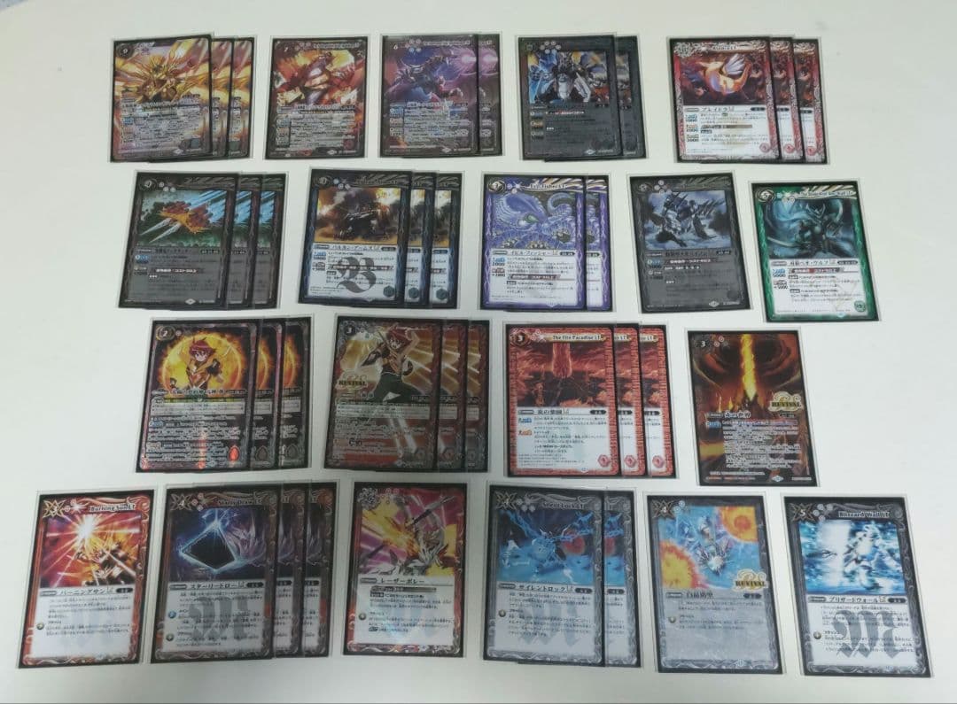 バトスピ 赤神星デッキ 各種おまけ付き - メルカリ