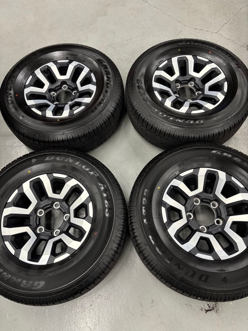 再再販 ランドクルーザー70 新車外し 純正タイヤ・ホイール4本セット 新車外し 美品】トヨタ 再再販 ランドクルーザー 70 純正 16in 7J ±0