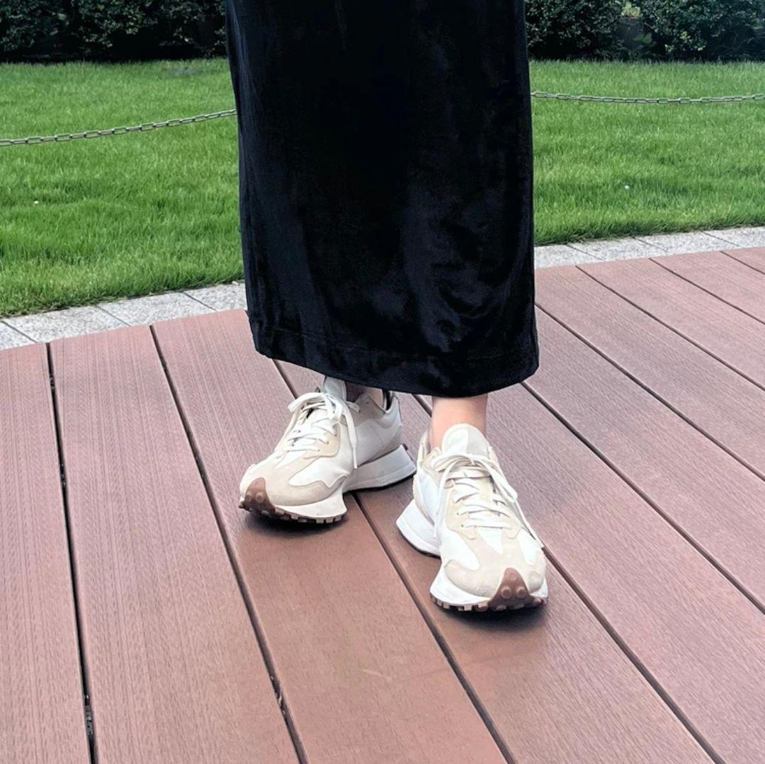 ★特価【新品】ニューバランス　スニーカー　U327　 24.5cm　送料込