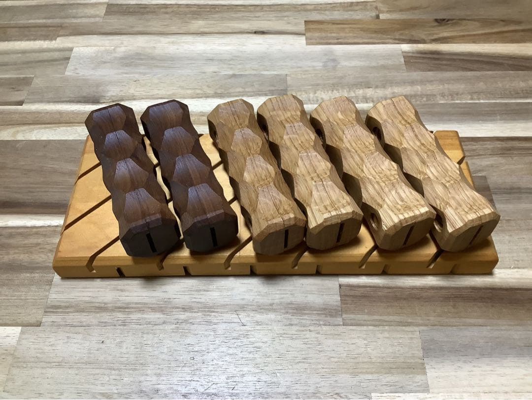 世界の陸亀様専用シェルフコンテナ用名栗加工グリップウォールナット