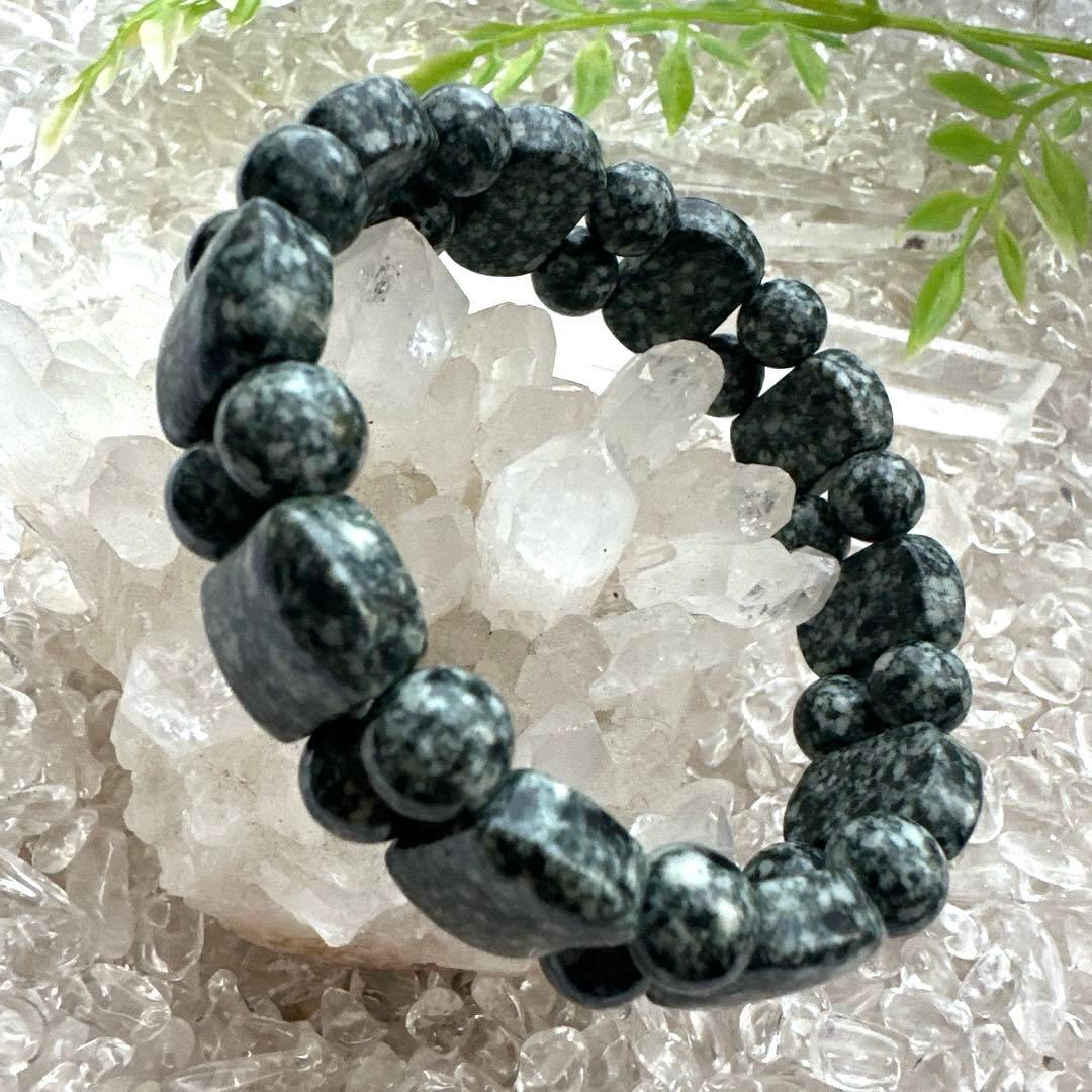 遠野霊石Tono Reiki Stone】 高波動オリジナル特別仕立てバングル