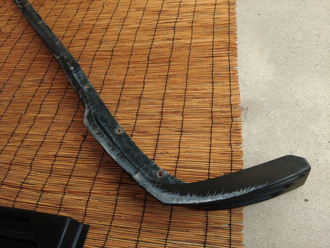 17クオンUD JHスタイル エアロパーツセット ブラック スタイル1 - メルカリ