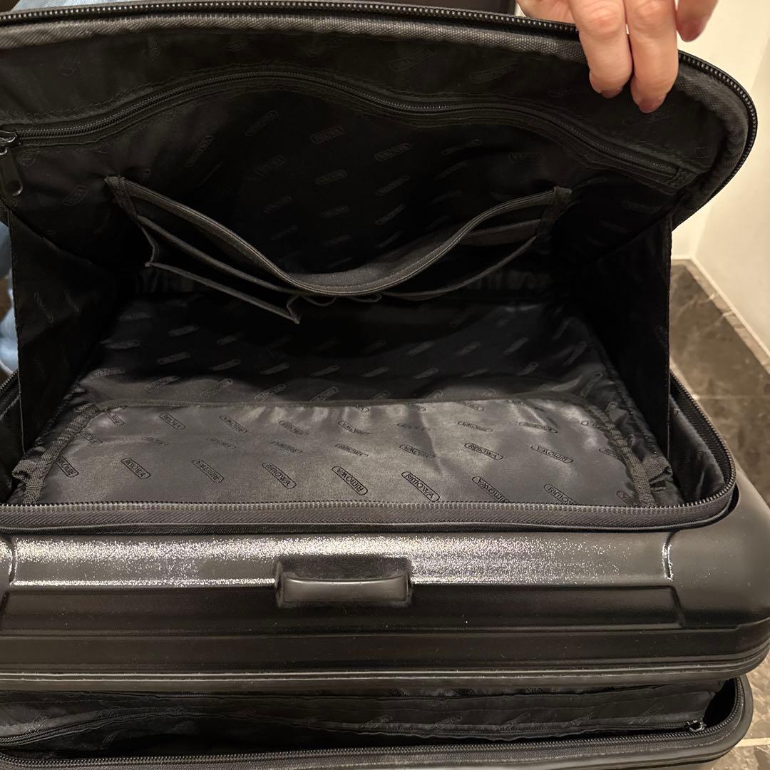 RIMOWA ボレロブラックキャリーケース ジャンク品の通販はau PAY