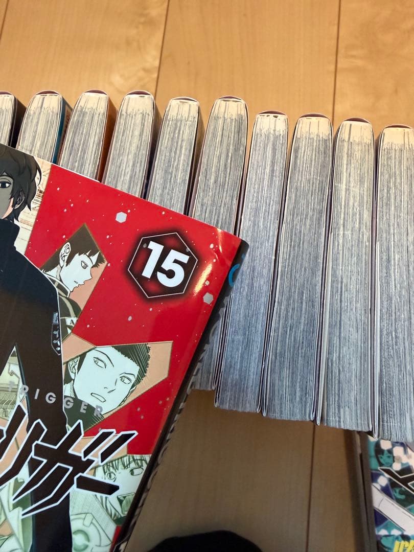 ワールドトリガー 1〜24巻+ファンブック(ほぼ初版) - メルカリ