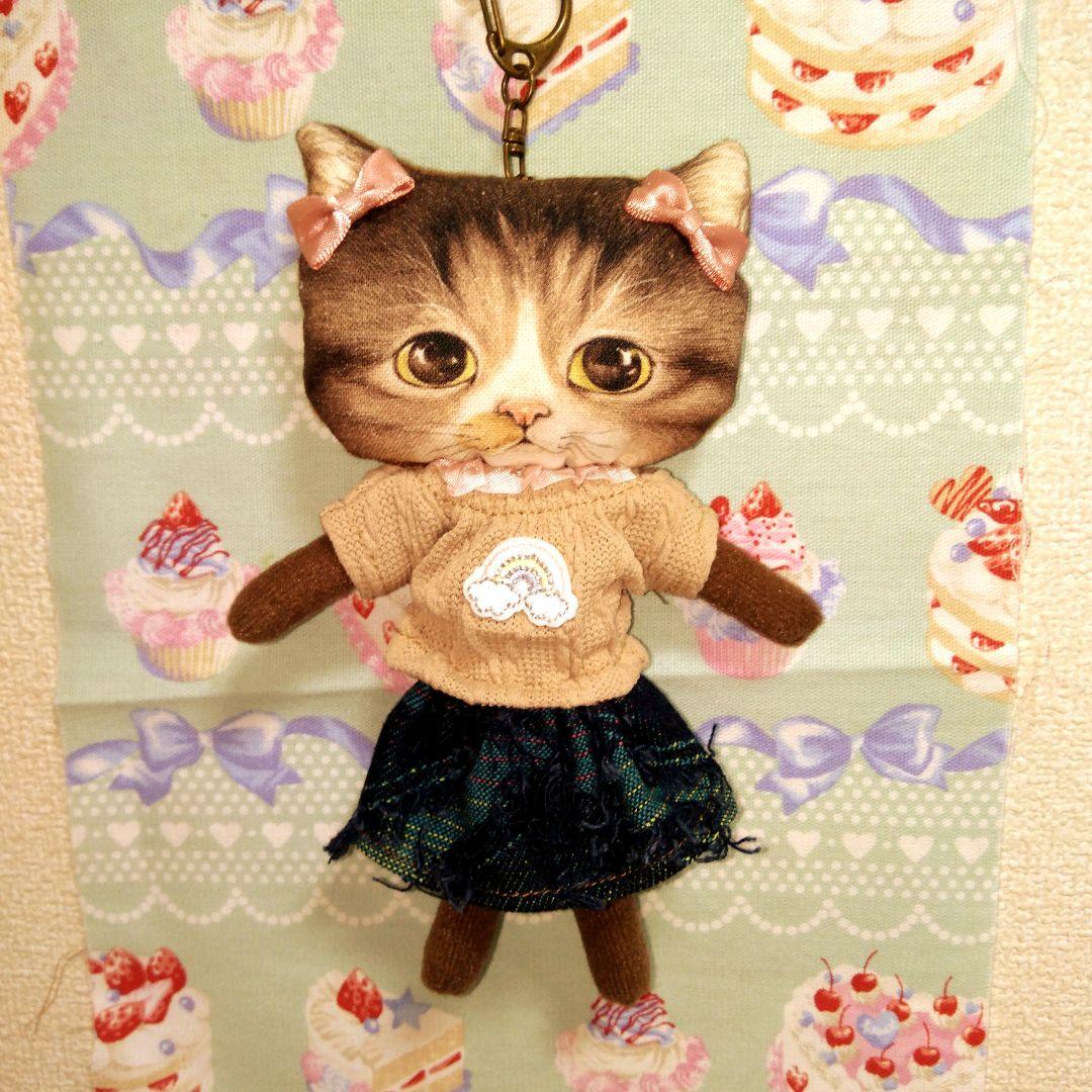 コヤンイサムチョン＊薄型のぬいぐるみチャーム[チョコレート色のねこ