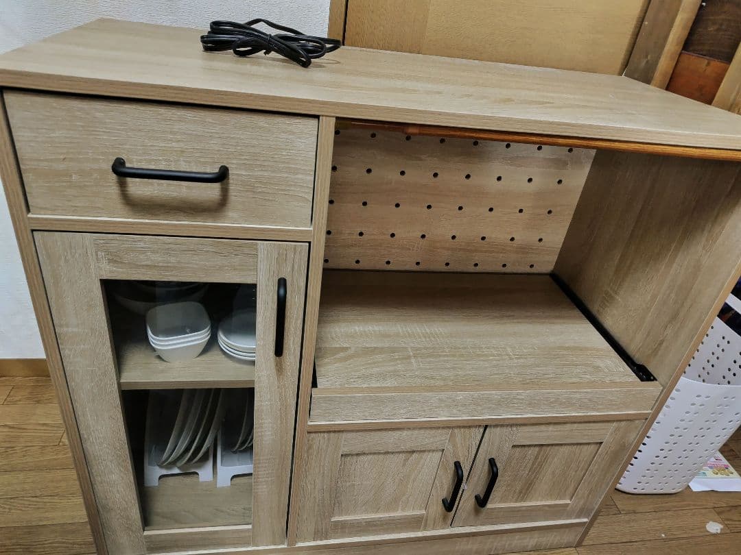 最終価格 キッチンボード 食器棚 日本製 鏡面 食器棚 キッチンボード 完成品 85cm メタル｜ユニット