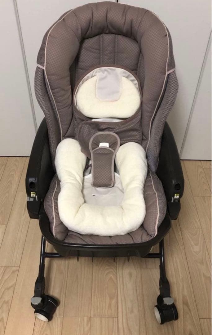 Aprica アップリカ ユラリズム　オートDX 電動　ハイローチェア ユラリズム オート DX | ベビーカー・チャイルドシートのアップリカ