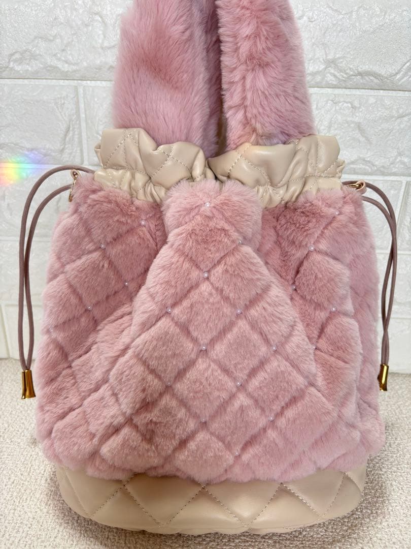 黒*こ様 コヤンイサムチョン 丸底巾着ファーバッグ ピンク 白うさちゃん