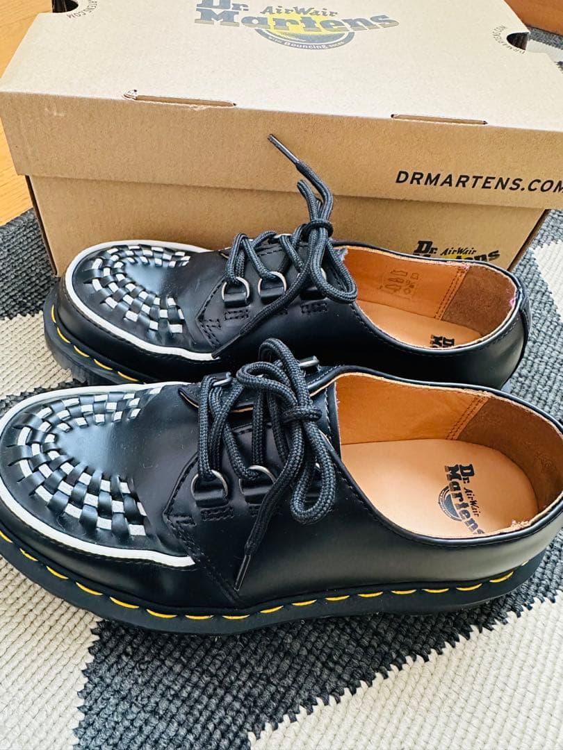 美品】Dr martens Ramsey UK 4 ショップバッグ付き - メルカリ