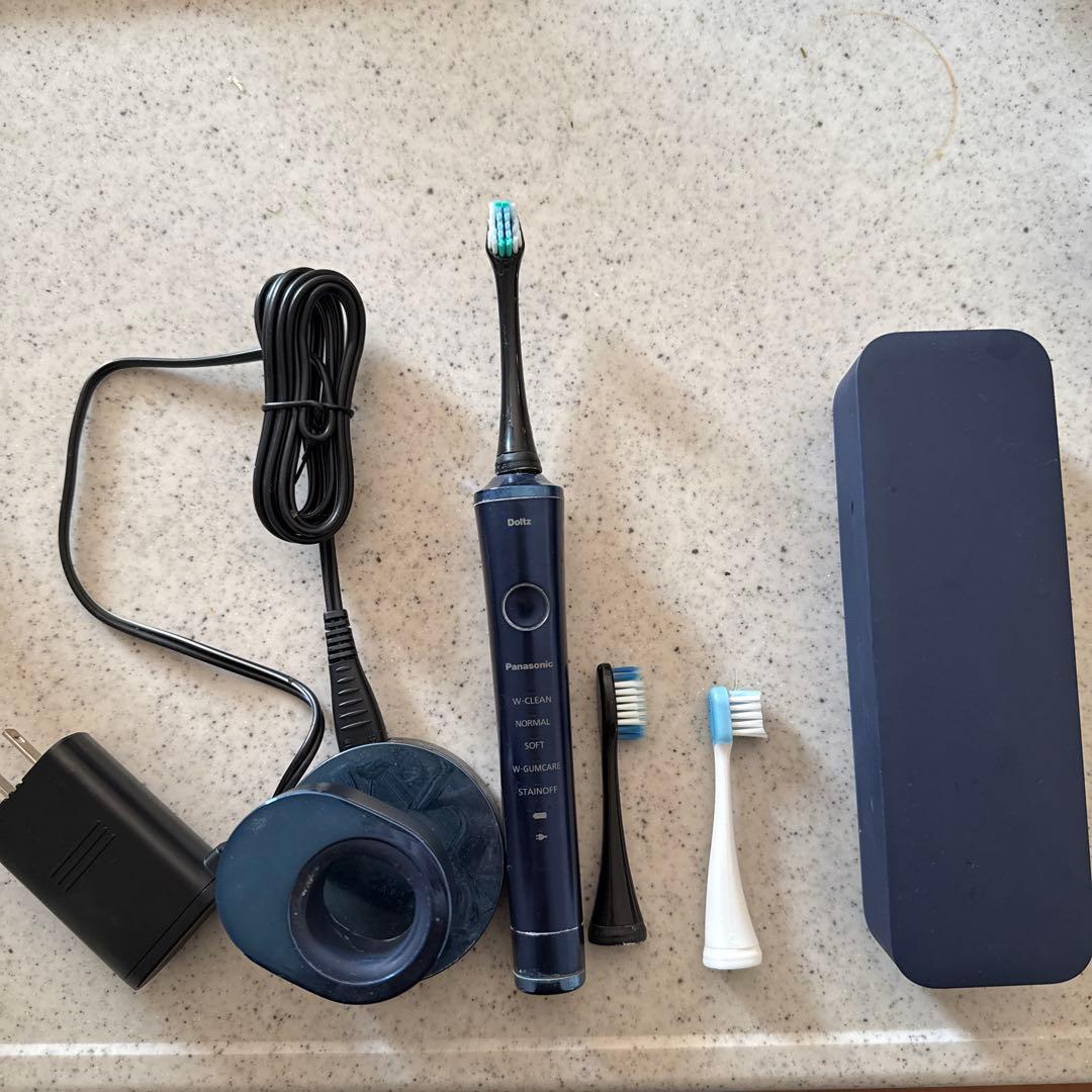パナソニック 電動歯ブラシ ドルツ　本体 ネイビー 充電器付き パナソニック Panasonic 電動歯ブラシ Doltz (ドルツ) 白 [振動式