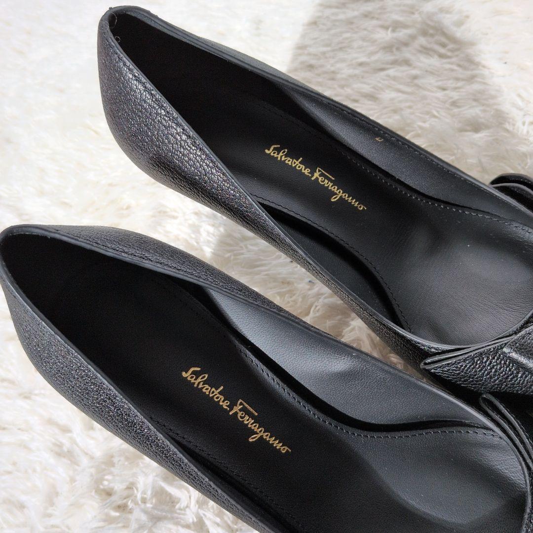 未使用保管品 箱,保存袋付き】フェラガモ ZOEY リボンディテールパンプス