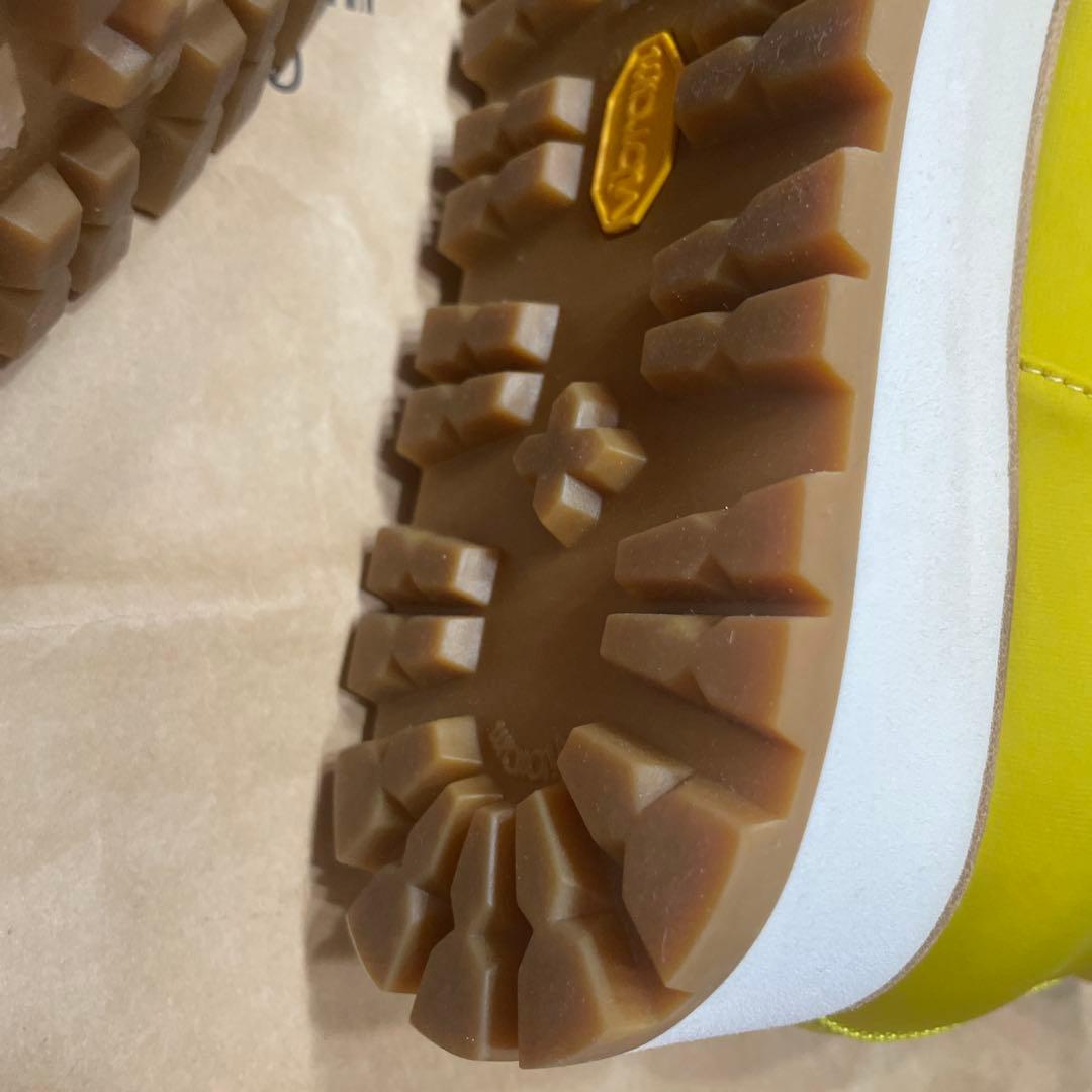 こ*い様 nagonstans 25センチ