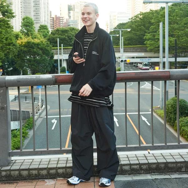 S.F.C PARACHUTE PANTS Black Mサイズ - メルカリ