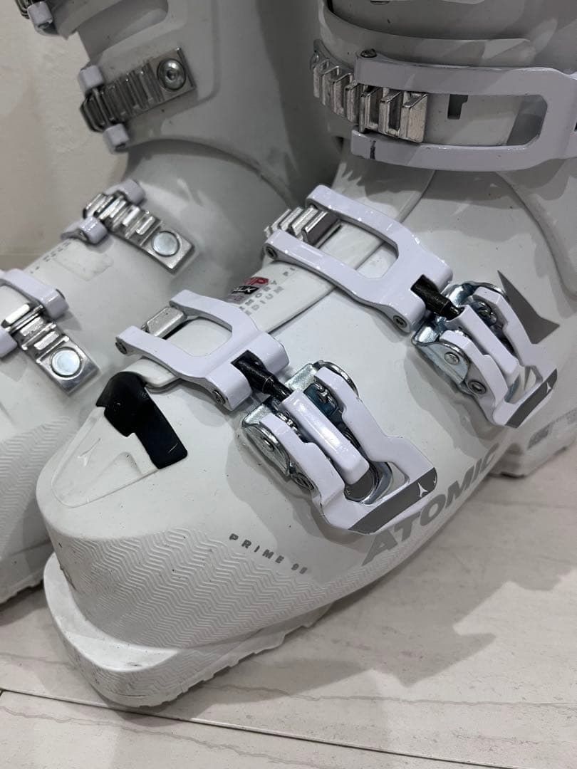 ATOMIC 3D GOLD スキー用ブーツ ホワイト - メルカリ