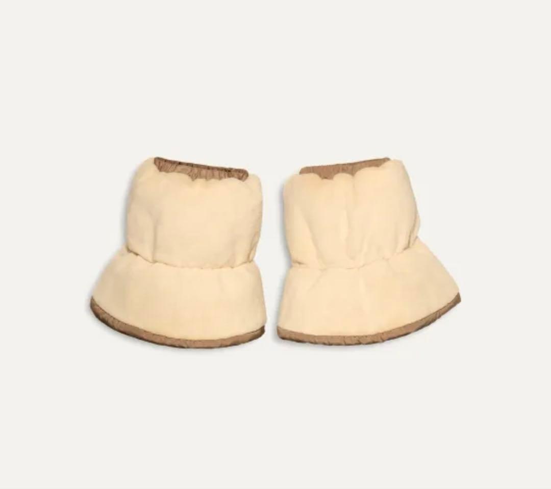 新品】UGG ベージュ レッグウォーマー UGG Plushwarmer S - メルカリ
