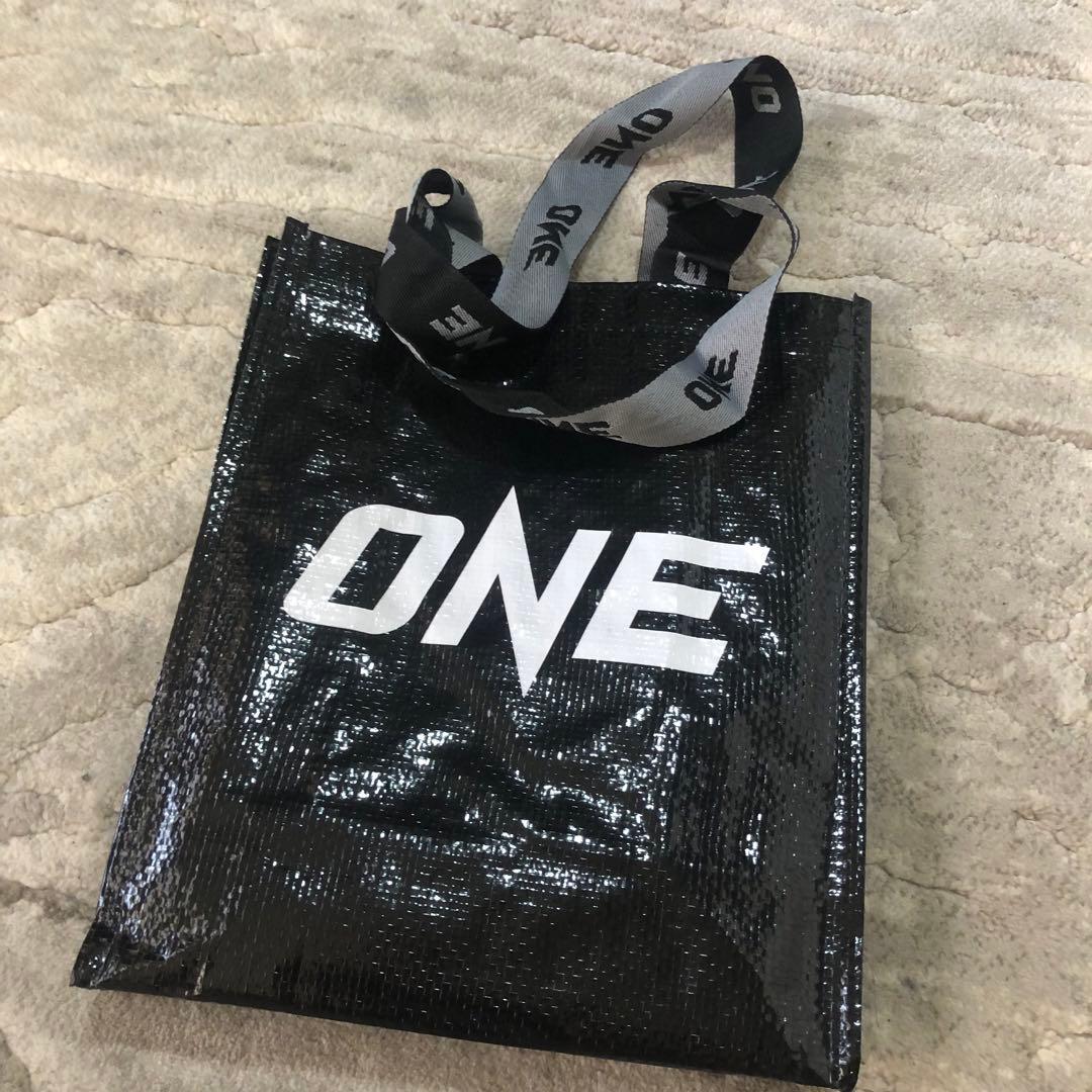 武尊vsロッタンONE173 VVIP限定特典ギフトセット一部 - メルカリ