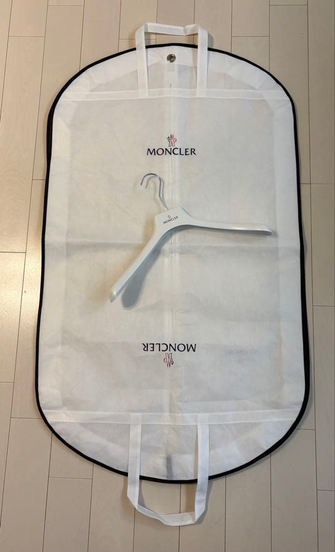 モンクレール MONCLER ガーメントバッグ＆ハンガー セット - メルカリ