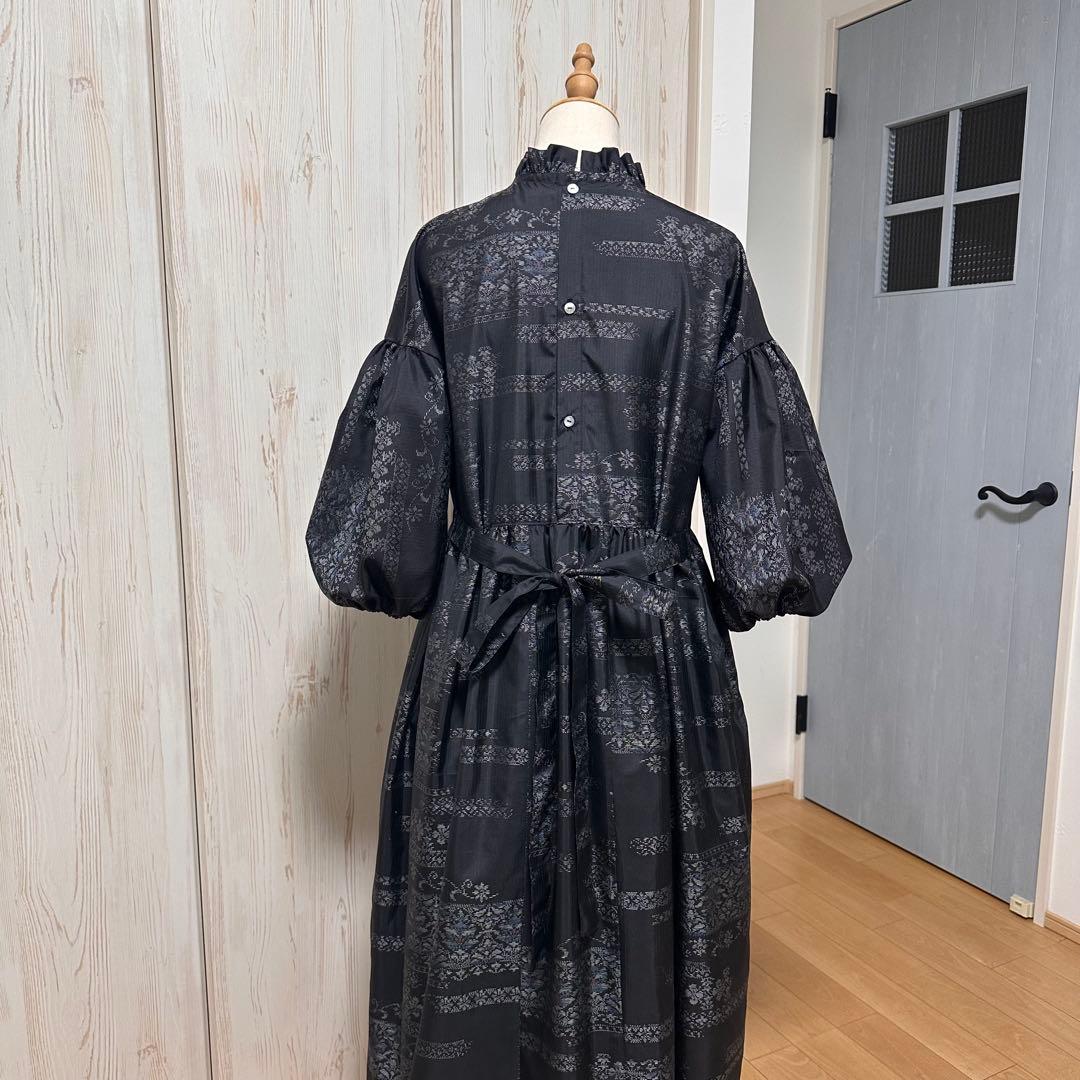 着物リメイク 大島紬(証紙あり)からフリル襟の後ろボタンワンピース(L