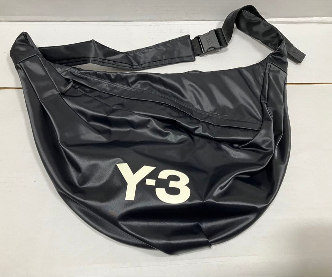 ✨美品【☆Y-3】メッセンジャーバック…ブラック 楽天市場】Y－3 ワイスリー（ショルダーバッグ・メッセンジャーバッグ