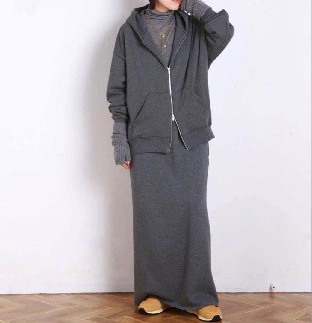 ドゥーズィエムクラス 2025AW Warm ジップ フーディー 超美品 - メルカリ