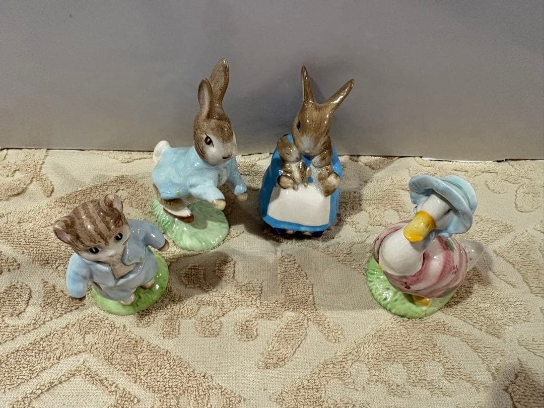 ロイヤルアルバート ピーターラビット 置物 ジマイマ トム ミセスラビット