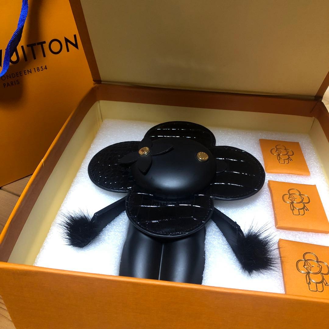 Louis Vuitton ❤️ノベルティフラワーモチーフ インテリア小物 - メルカリ