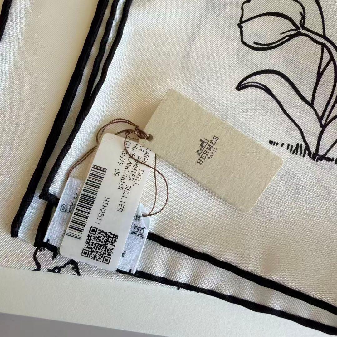 新品・未使用】エルメス カレ90 ルポミエセリエ ホワイト 2026SS