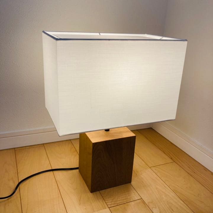 無印良品のスタンドライトオーク材とシェード四角のセット - メルカリ