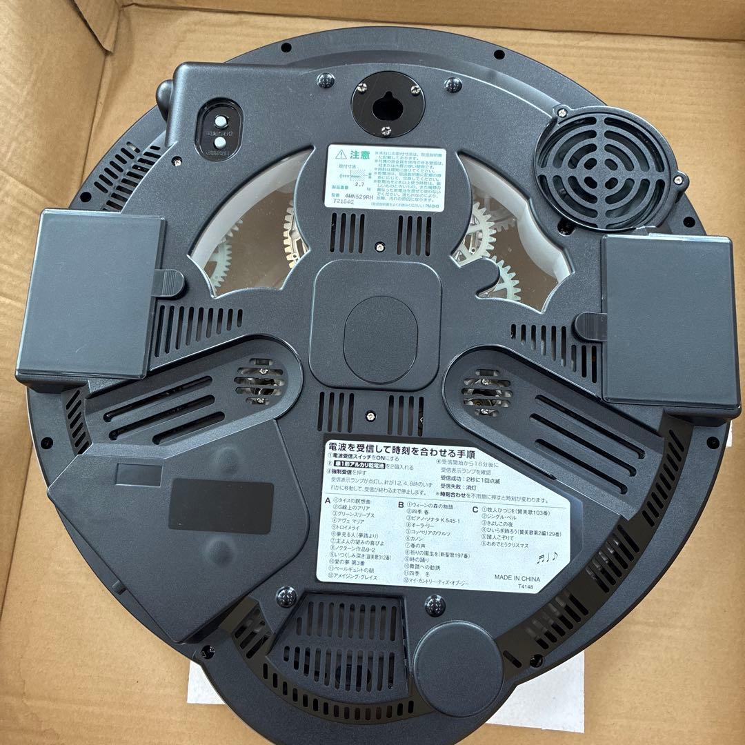 希少 新品 スモールワールドシーカーJ からくり時計 電波 掛時計4MN529