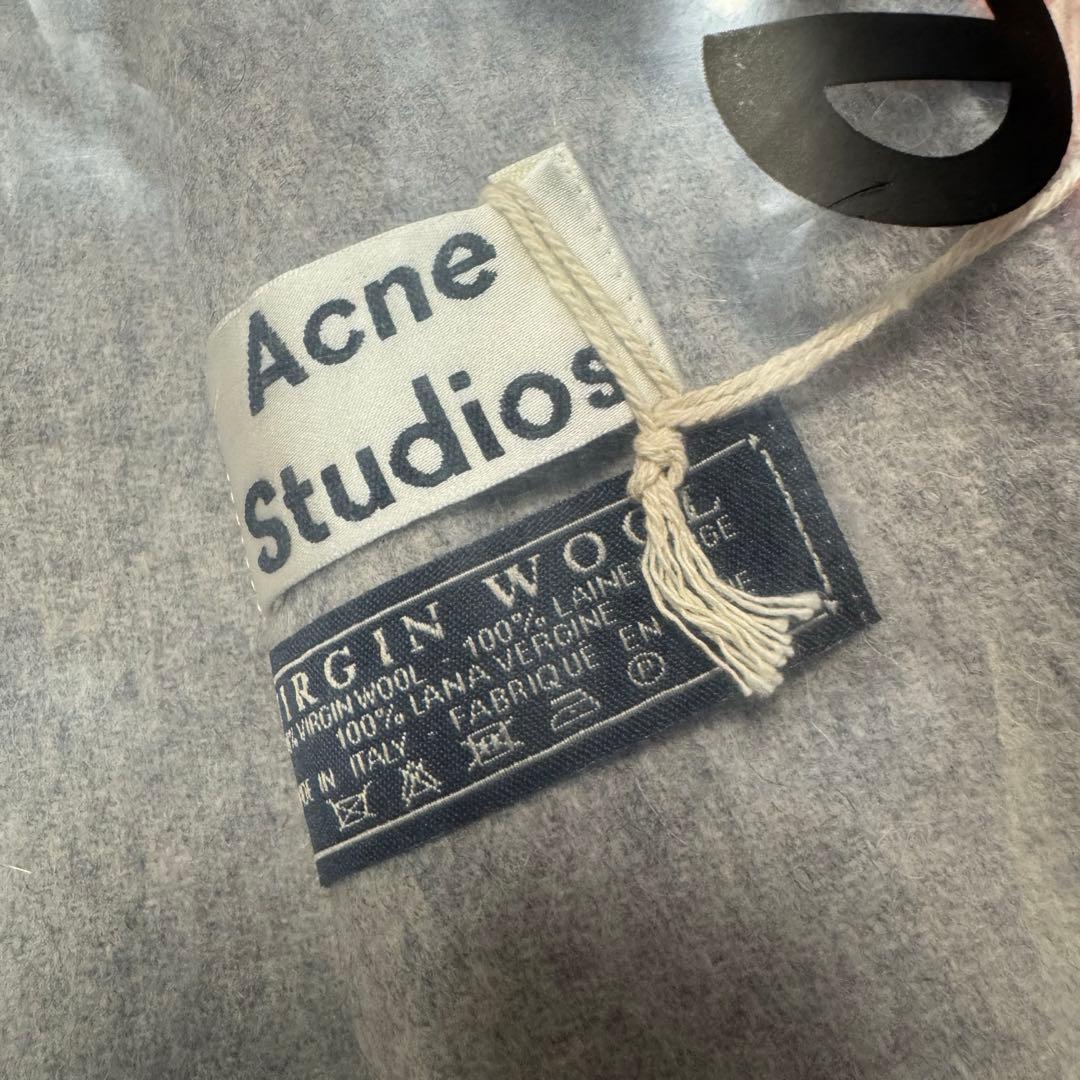 なりこ　新品未使用 Acne Studios マフラー Acne Studios 〈Acne Studios(アクネストゥディオズ)〉の マフラーをご