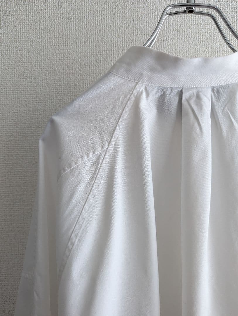 良品】TICCA スタンドカラー スキッパープルオーバー ブラウス白