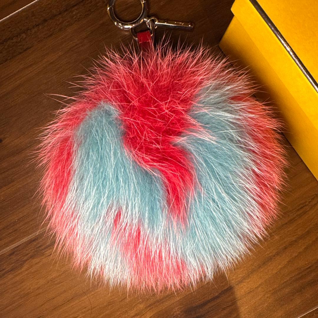 FENDI/イニシャルファーチャーム【N】フォックスファー - メルカリ