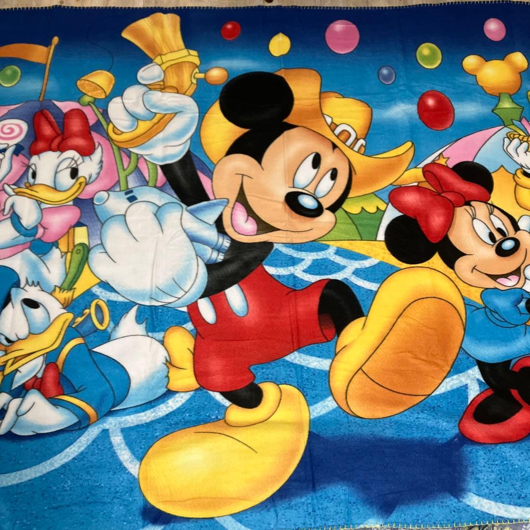 ディズニー 大判薄手ポリエステルブランケット毛布ミッキーミニー