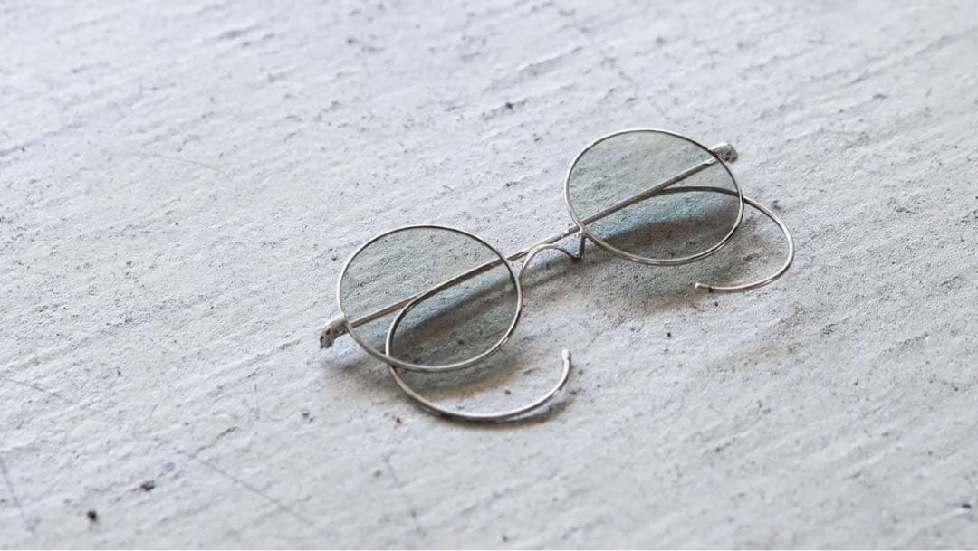 MAL オーバル_マンレイ_カネテ調光レンズに変更。