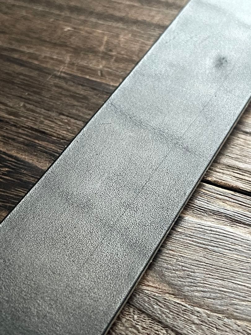 アウトレット品スタッズギャリソンベルト サドルレザー真鍮4cmHTC