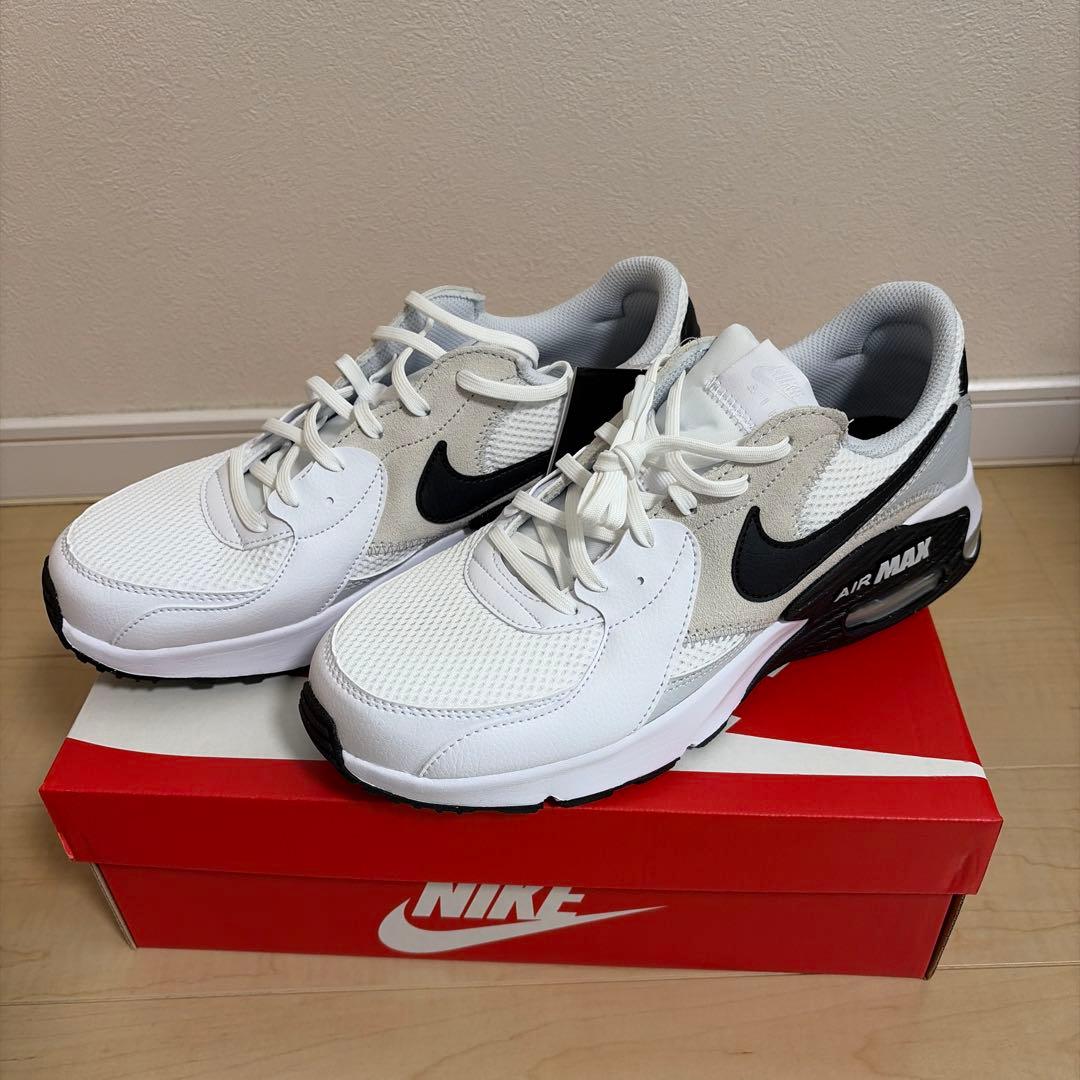 ナイキ エアマックスエクシー 26.5cm - メルカリ