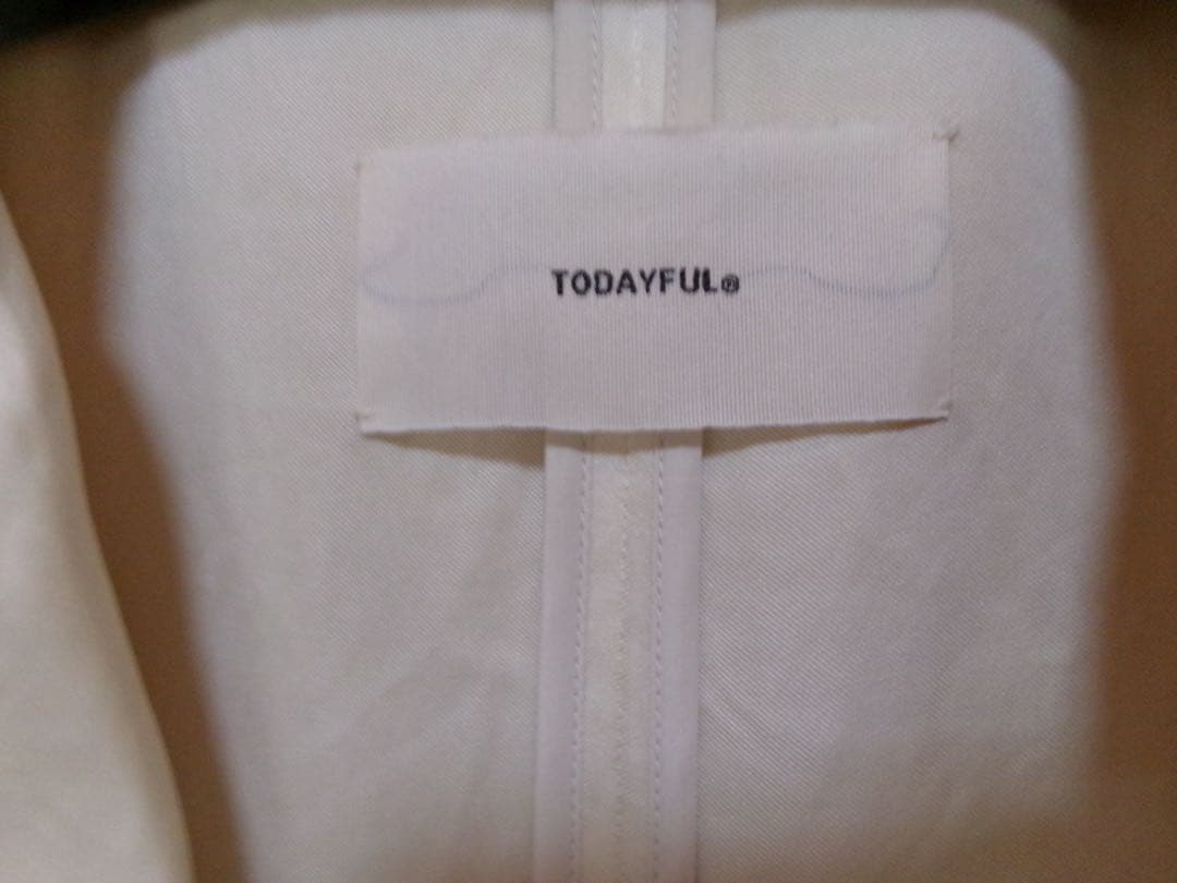 新品】TODAYFUL トゥデイフル サテン ジャケット アイボリー 38