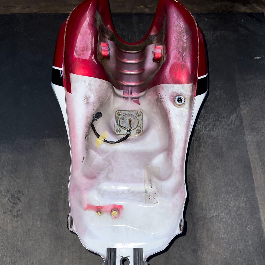 CB400SF NC39 純正ガソリンタンク CBXカラー 凹みなし - メルカリ