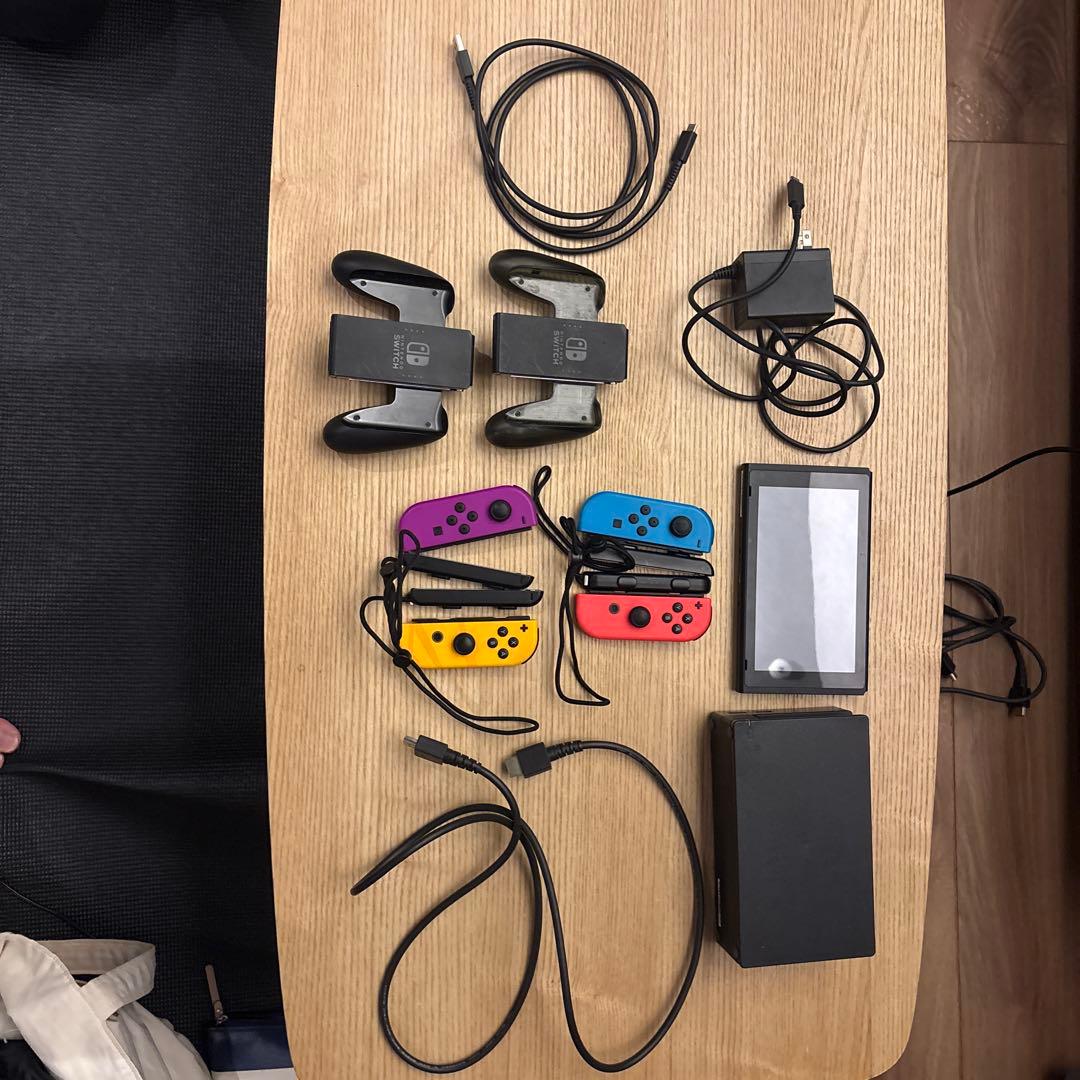 Nintendo Switch コントローラー2セット（１つは充電機能付き）箱無 Nintendo Switch 2 Proコントローラー用ポーチ 2025年10月24日（金