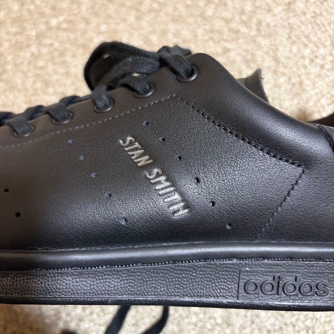 新品同様 アディダス スタンスミス LUX 26.5cm 黒 ブラック